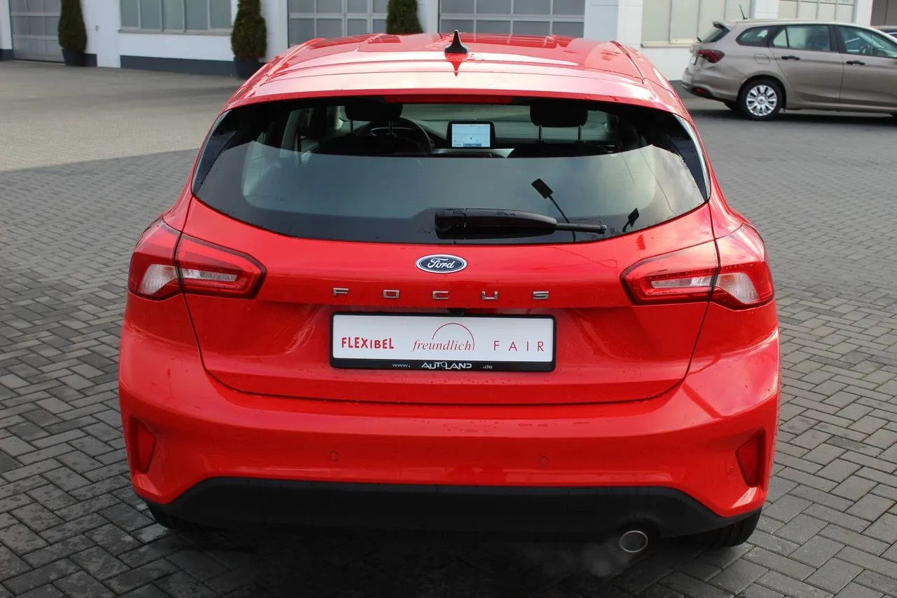 Ford Focus 1.0 EB Navi Sitzheizung LED  Image 5